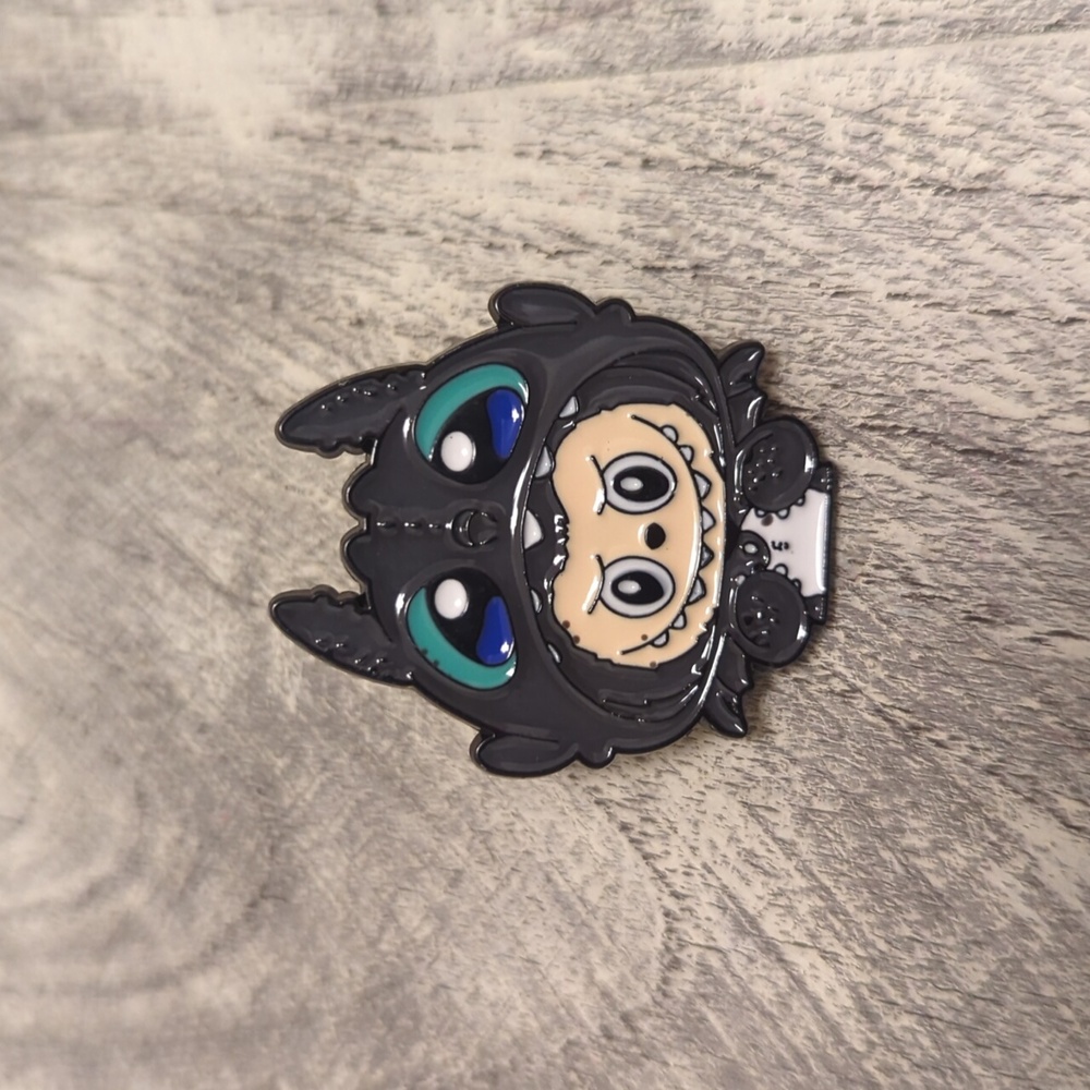 3/$30 🖤 Labubu - Enamel Pin